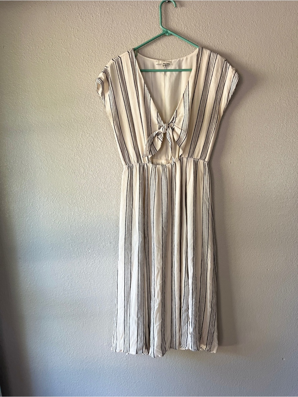 june & hudson Cream and Black Striped Tie-Front Midi Dress